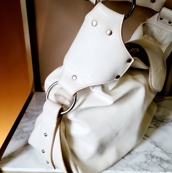 Matt & Nat large white leather hobo bag - Picture 7 of 11